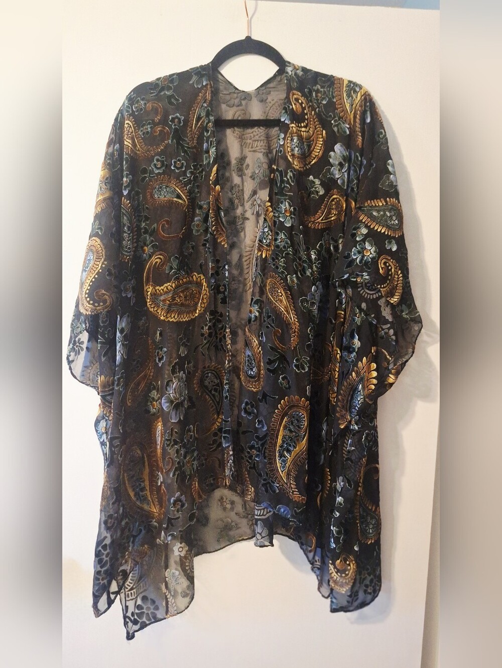 Velvet Burnout Paisley & Floral Kimono- Gold Accents